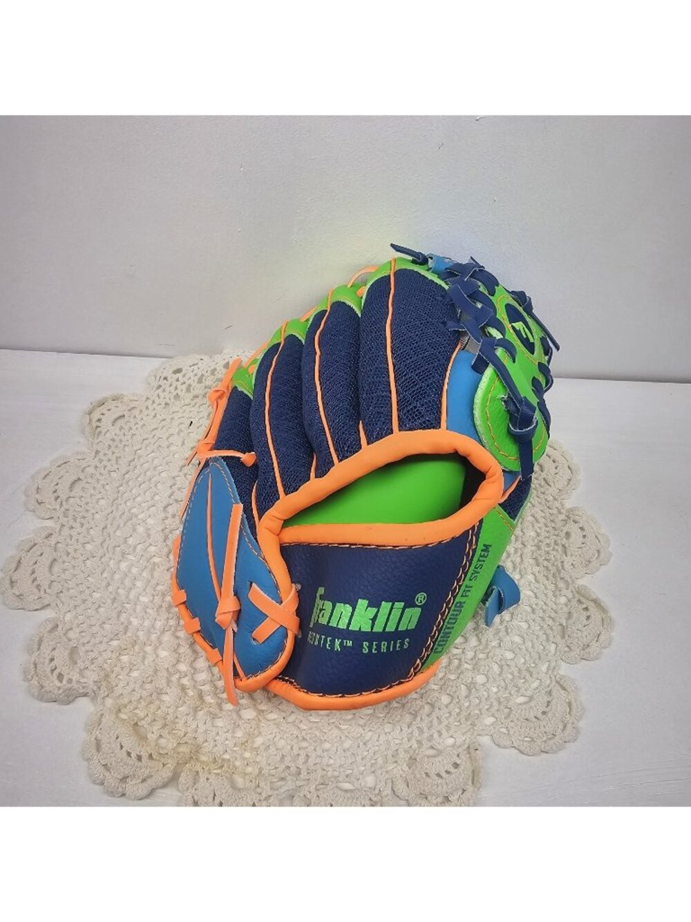 Franklin Mesh Tek 22812 9.5" Youth Baseball Glove Left Hand Throw Neon Youth